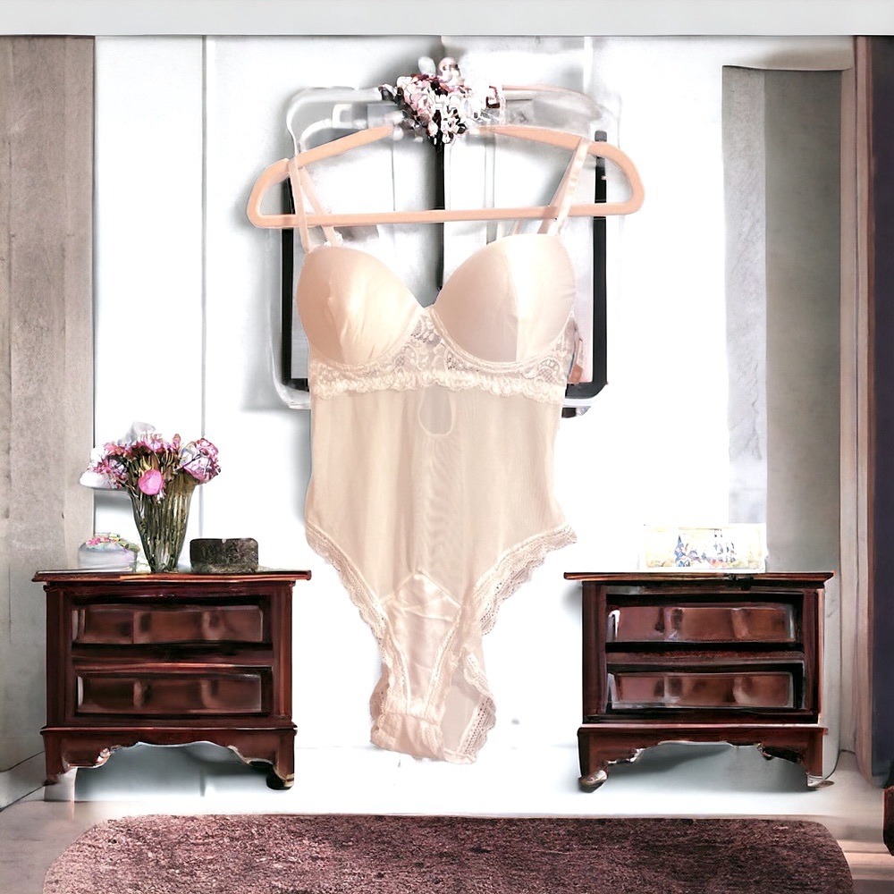 Cosmopolitan White Teddy NWT